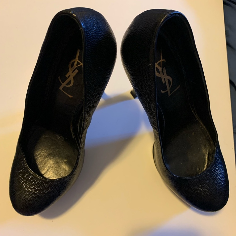 Yves Saint Laurent Classic Black 5 inch Stilettos. Used no box. - Picture 10 of 12